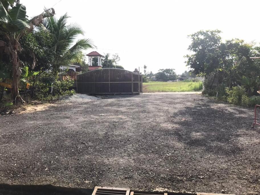 Homestay Che Mat Kuala Terengganu Exterior foto
